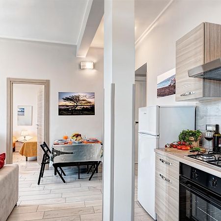 Giggino'S Flat - Live Like A Local Apartman Nápoly Kültér fotó