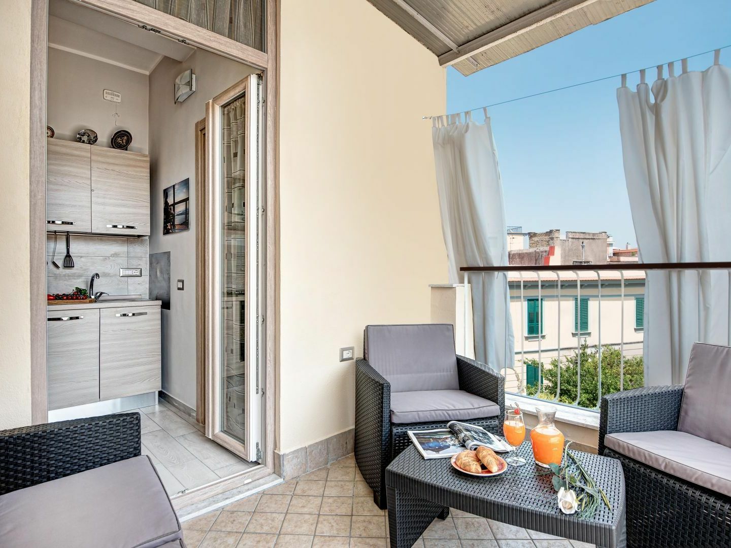 Giggino'S Flat - Live Like A Local Apartman Nápoly Kültér fotó